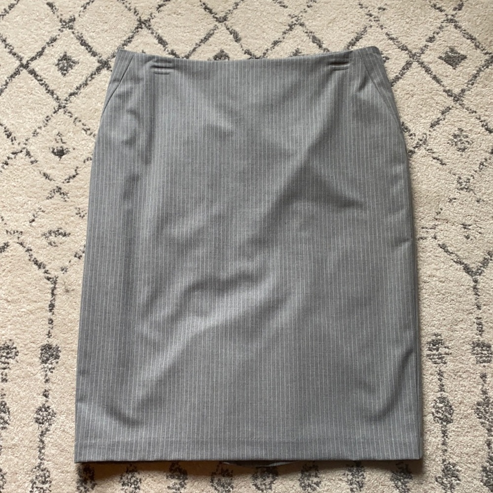 Ann Taylor Factory Pinstripe Suit Skirt sz 10